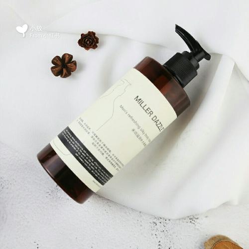 男士爽膚水：輕柔滋養 ,肌膚倍感清爽